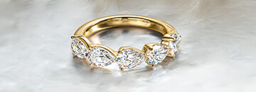 wedding and anniversary bands