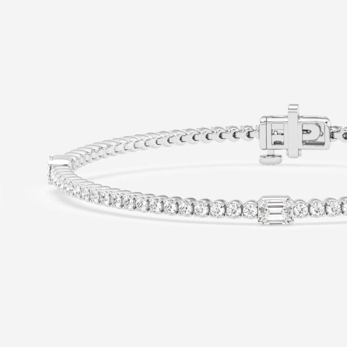 2 1/4 ctw Emerald Lab Grown Diamond Three Stations Tennis Bracelet - 7 Inches