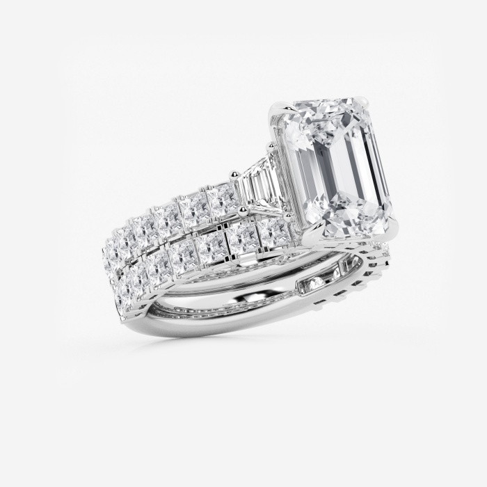 8 1/4 ctw Emerald Lab Grown Diamond Bridal Set