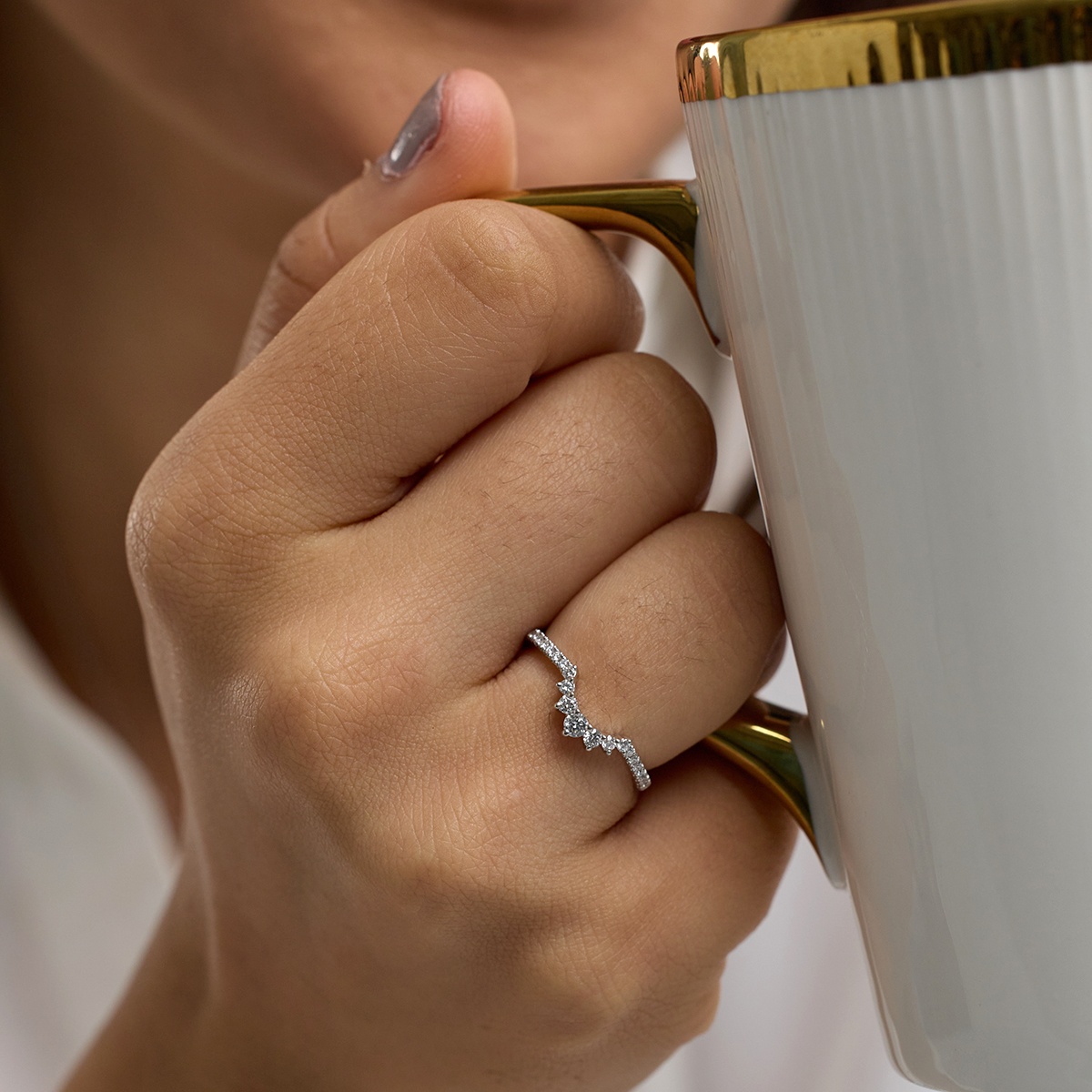 1/4 ctw Round Lab Grown Diamond Graduated Crown Stackable Ring