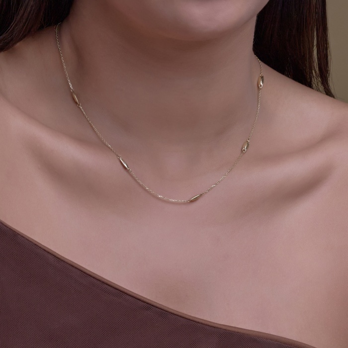 Plain Gold Station Necklace With Extender